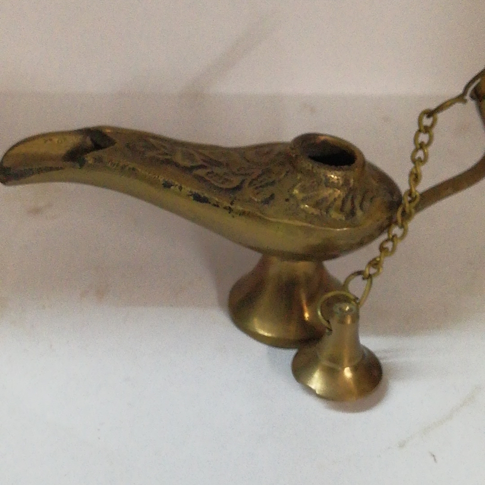 Brass handmaid Aladin cherag - Picture 2 of 5